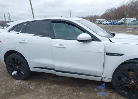2017 Jaguar F-Pace 35T R-Sport z USA, uszkodzony, nr VIN SADCL2BV5HA096937